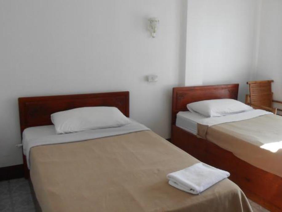 Chanthasom Guesthouse Ban Nongdouang Exterior photo